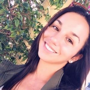 Meet your Posher, Holly